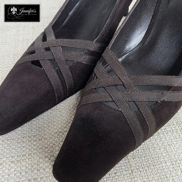 Stuart Weitzman Women's Brown Suede Criss Cross Toe Strap Kitten Heels - Picture 9 of 14